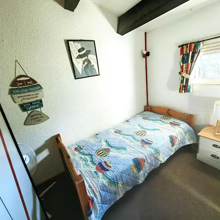 Willa Mitoyenne Calme Avec Piscine, Clim Et Parking Pour 4 Pers. - Fr-1-607-179