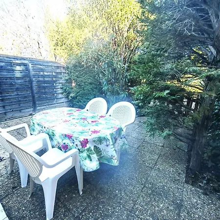 Mitoyenne Calme Avec Piscine, Clim Et Parking Pour 4 Pers. - Fr-1-607-179 *