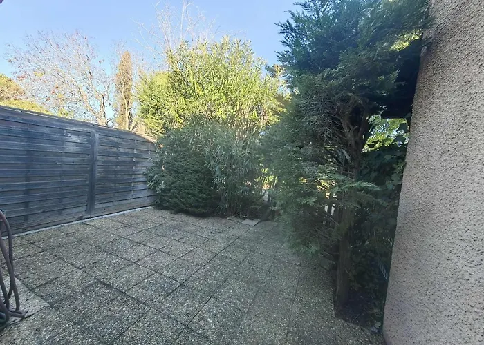 Mitoyenne Calme Avec Piscine, Clim Et Parking Pour 4 Pers. - Fr-1-607-179 וילה